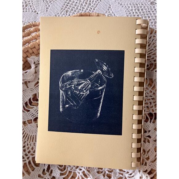 Vintage 1984 Mount Vernon Cookbook - First Edition - Picture 6 of 6